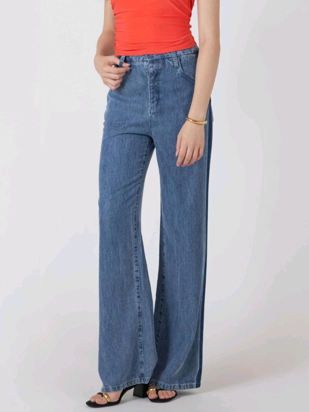 High-Rise Wide Leg Denim Trousers for Women in Medium Blue